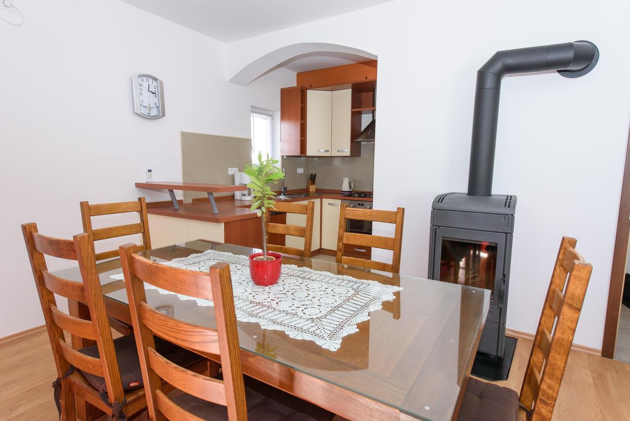 Kaštela Apartment Drmic מראה חיצוני תמונה